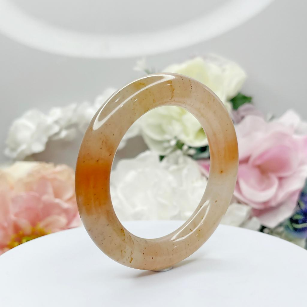 NO.176稀有冰釀蜜桃圓鐲 內徑 52 MM 圈口 幻彩佘太翠玉鐲 手環(帶皮摳) 👋尺寸:內徑52.5*寬12.3*-細節圖5