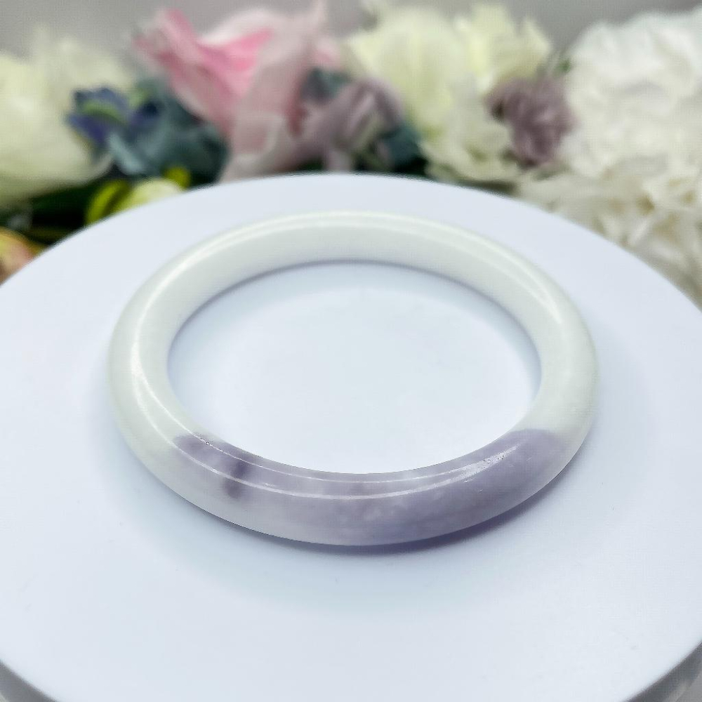 NO.103稀有絕美半壁紫白玉鐲 內徑 62MM 圈口 浪漫溫柔 和田玉手鐲 尺寸:內徑62.2*寬9.8*厚9.4MM-細節圖3