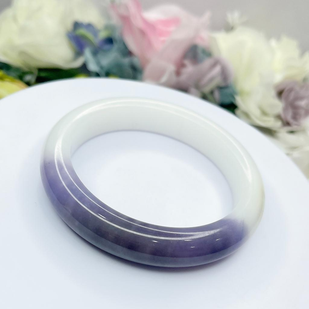 NO.97稀有絕美半壁紫白玉鐲 內徑 60MM 圈口 浪漫溫柔 手鐲 和田玉  新疆料 手環 尺寸:內徑60*寬13-細節圖4