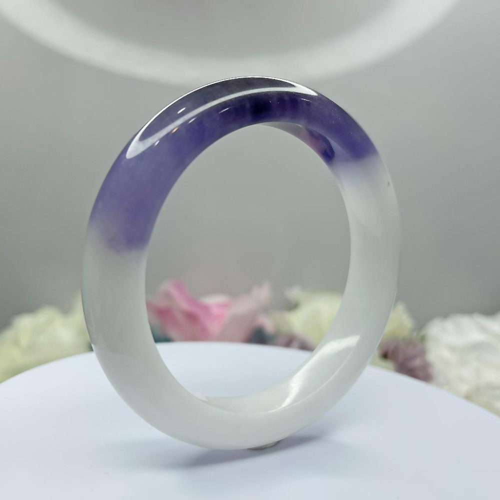 NO.97稀有絕美半壁紫白玉鐲 內徑 60MM 圈口 浪漫溫柔 手鐲 和田玉  新疆料 手環 尺寸:內徑60*寬13-細節圖5