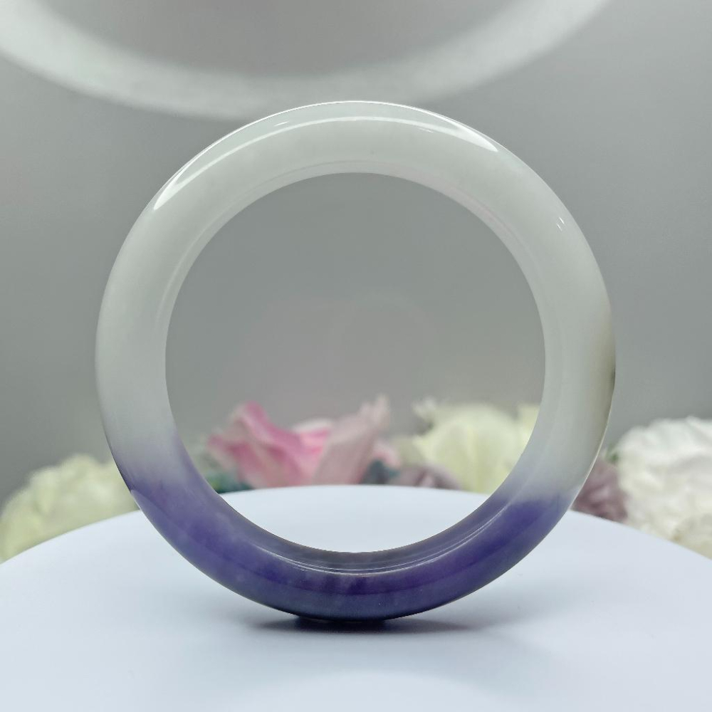 NO.97稀有絕美半壁紫白玉鐲 內徑 60MM 圈口 浪漫溫柔 手鐲 和田玉  新疆料 手環 尺寸:內徑60*寬13-細節圖7