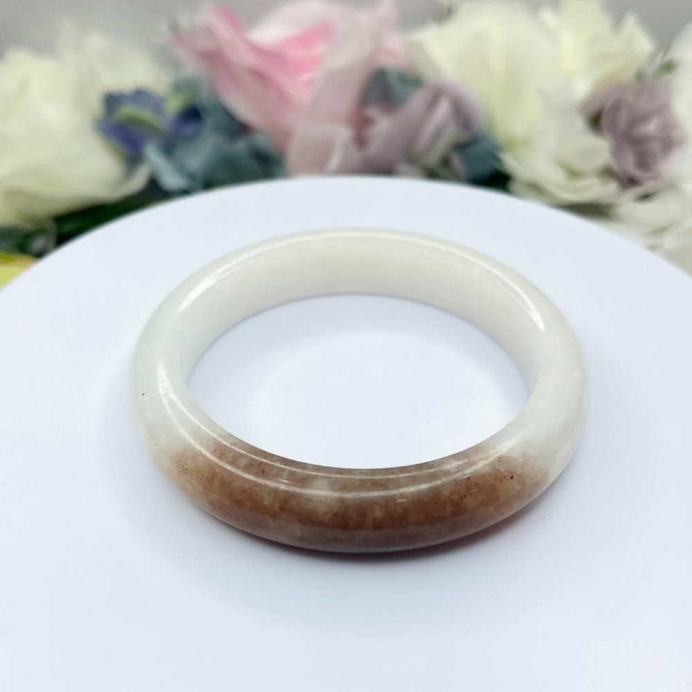 NO.100 稀有俏色金絲玉可可拿鐵內徑 56 MM 圈口 新疆料 手鐲 尺寸:內徑53.6*寬11.7*厚8.2MM-細節圖3
