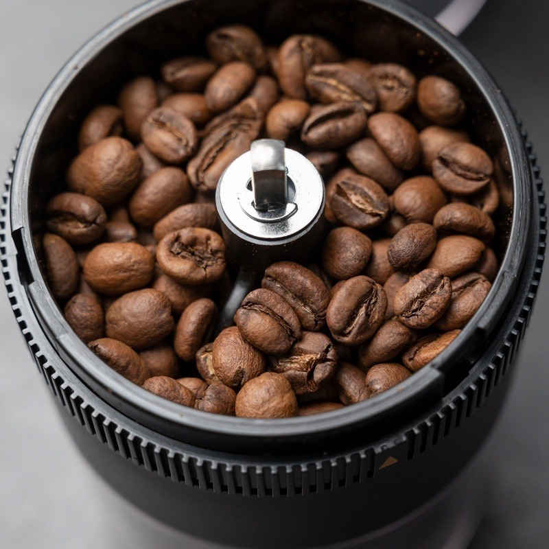 台灣出貨【🔥咖啡磨豆機🔥】磨豆 電動 攜帶式 小型 隨身 咖啡 咖啡豆 辦公室 美式 拿鐵-細節圖2