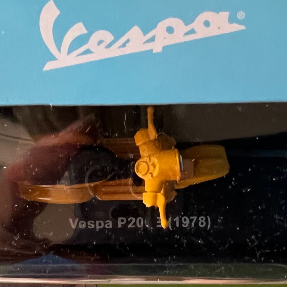 偉士牌 Vespa 模型機車 1:32-細節圖2