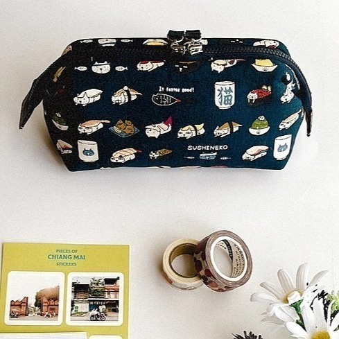 貓壽司收納包/快速出貨/筆袋/化妝包/收納包/日本進口布-細節圖3