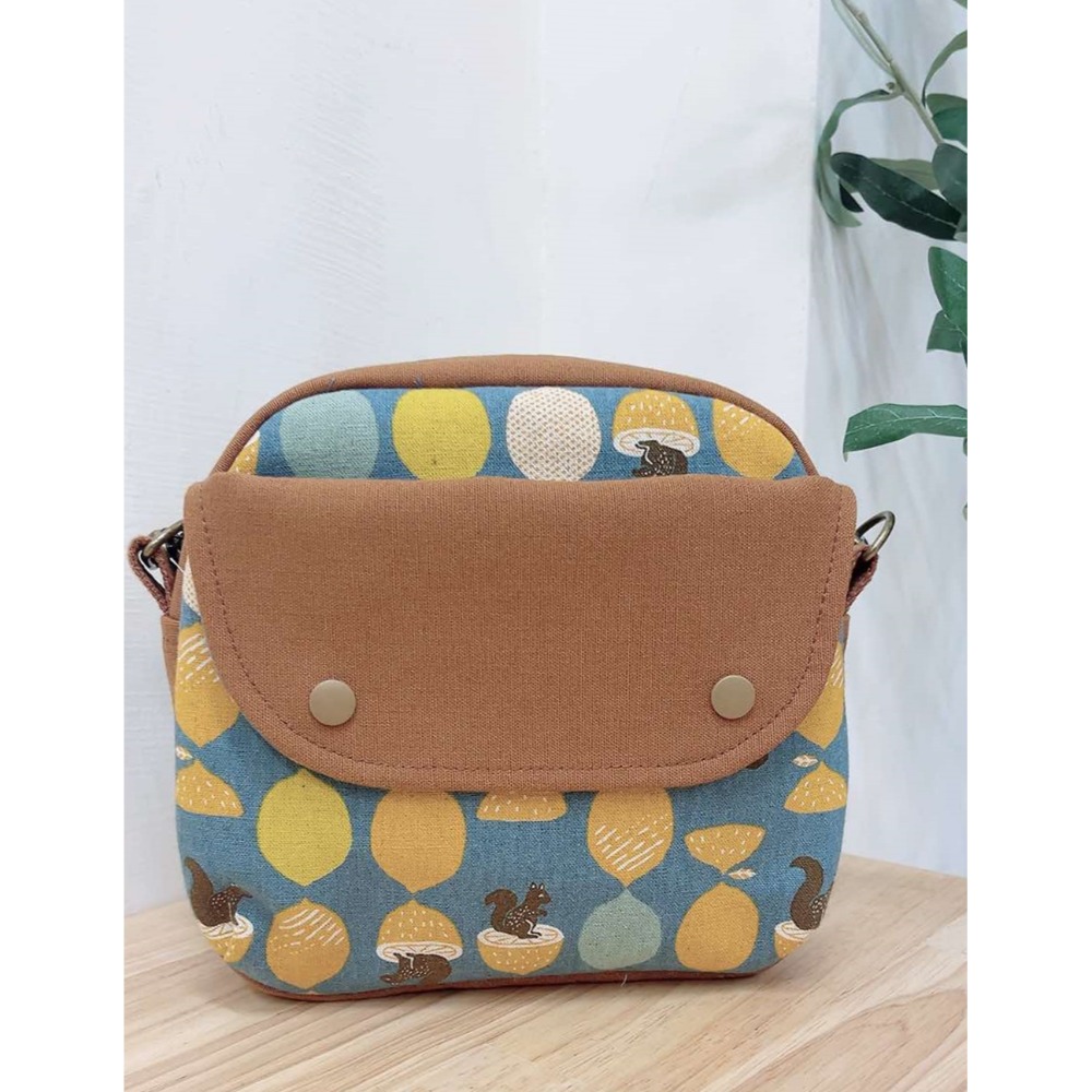 現貨/斜背外出通勤小包-規格圖9