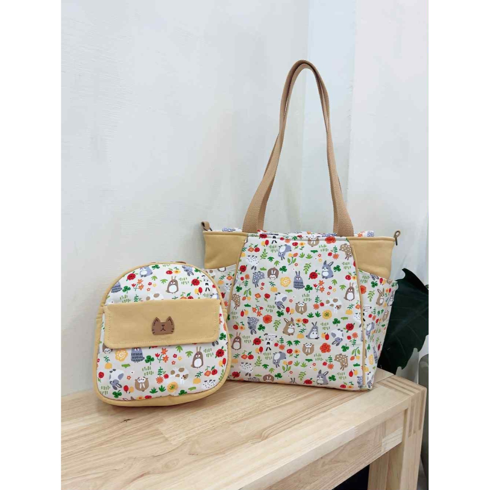 多格層媽媽包/現貨/附背帶/底板/椿花-細節圖9