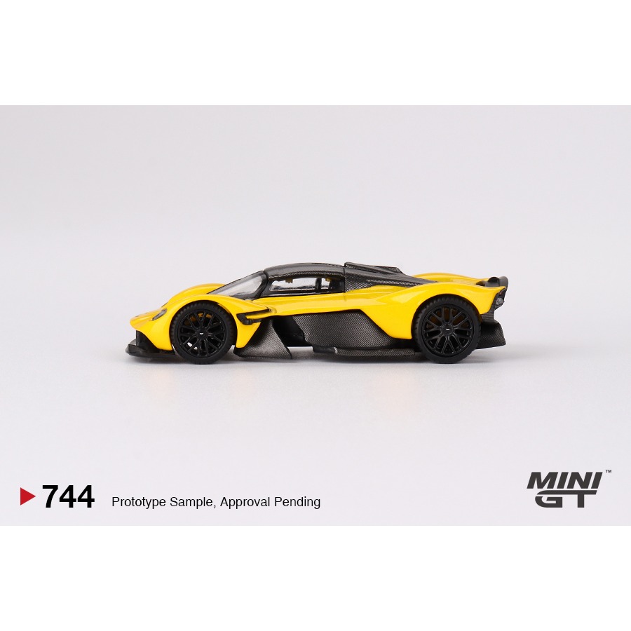 【工匠模型】MINI GT #744 Aston Martin Valkyrie Sunburst Yellow-細節圖3