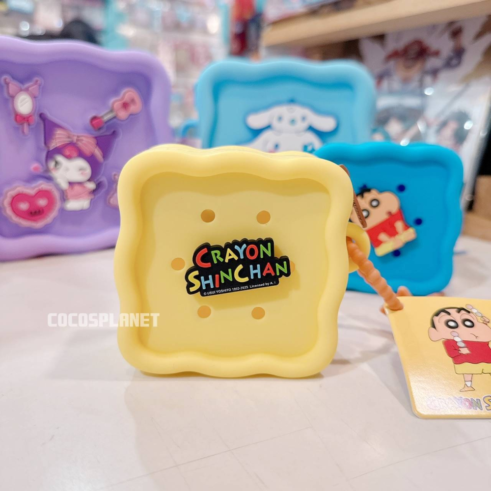 正版 蠟筆小新 黃色 方形迷你收納包 矽膠 零錢包 收納包 小化妝包 飾品包 耳機收納包 COCOS WZ075-細節圖3