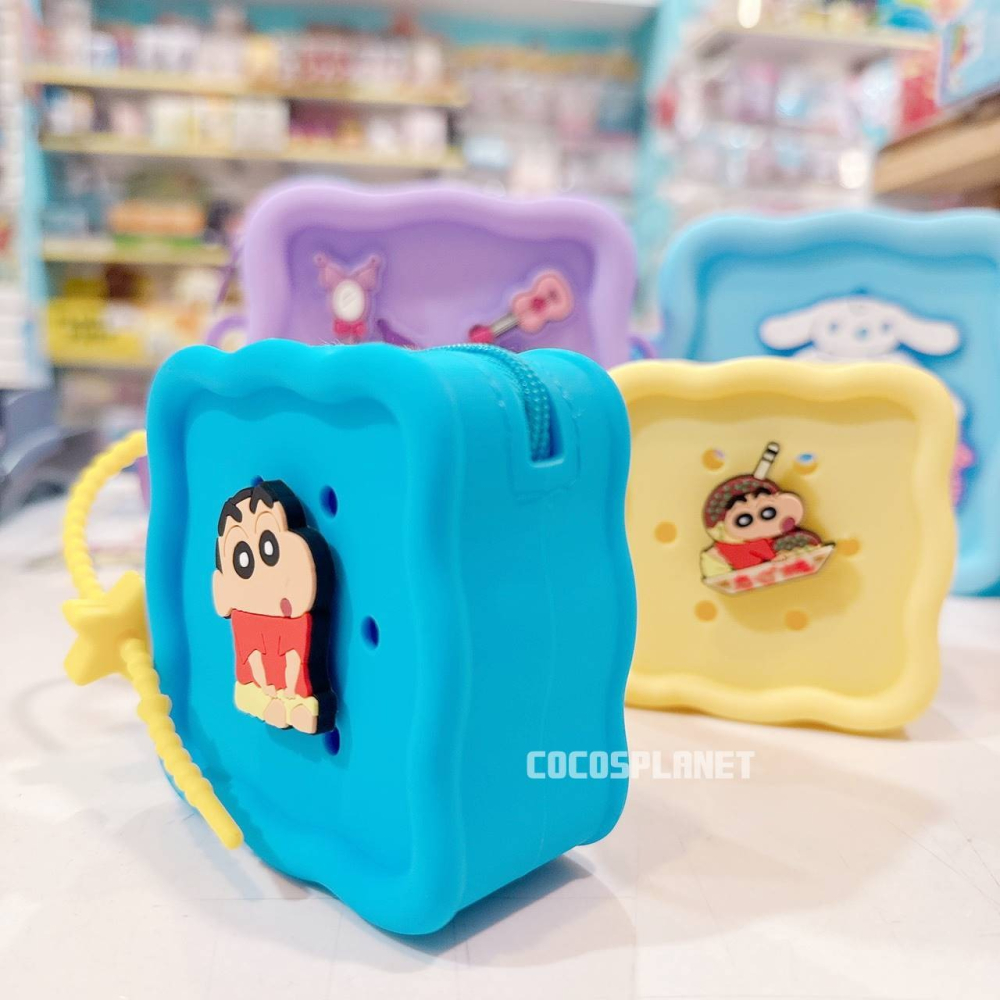 正版 蠟筆小新 黃色 方形迷你收納包 矽膠 零錢包 收納包 小化妝包 飾品包 耳機收納包 COCOS WZ075-細節圖4