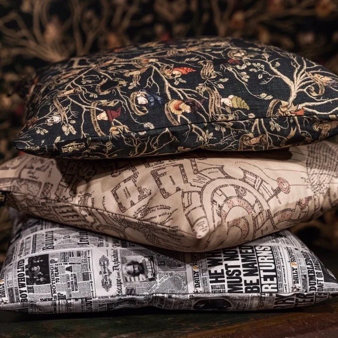 Harry Potter × MinaLima 哈利波特抱枕套 預言家日報、劫盜地圖、布萊克家族樹掛毯-細節圖5