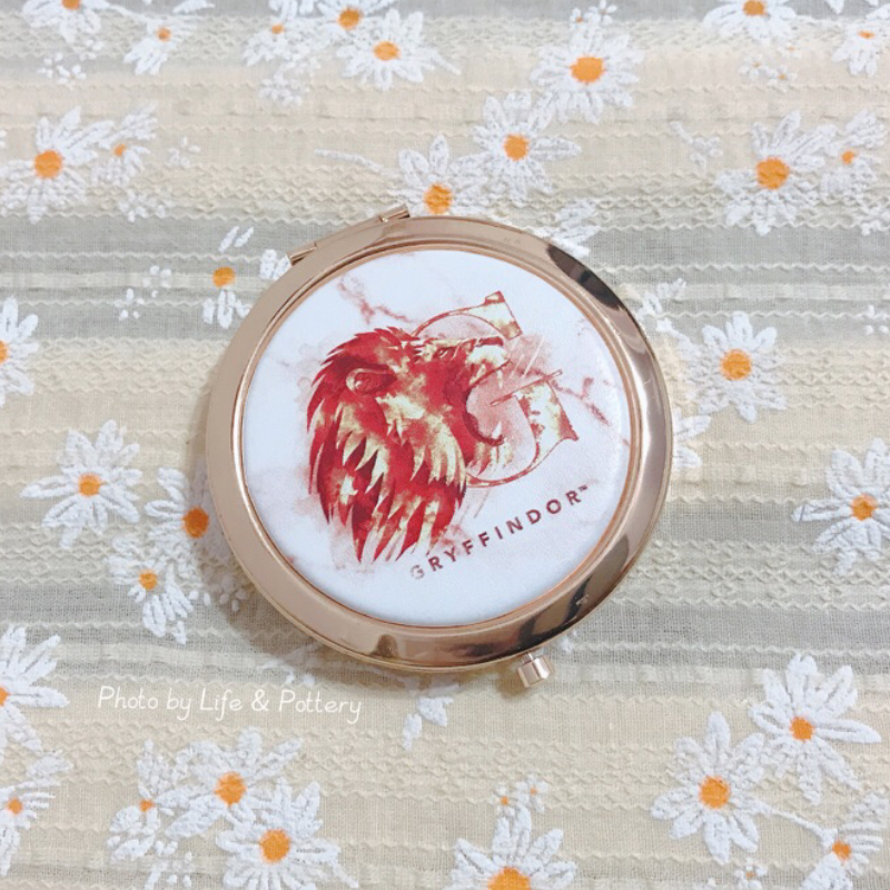 🔥現貨+預購 🇬🇧倫敦影城 學院象徵大理石紋皮革金屬圓鏡 化妝鏡/摺疊鏡 隨身鏡子 哈利波特周邊 霍格華茲-規格圖2