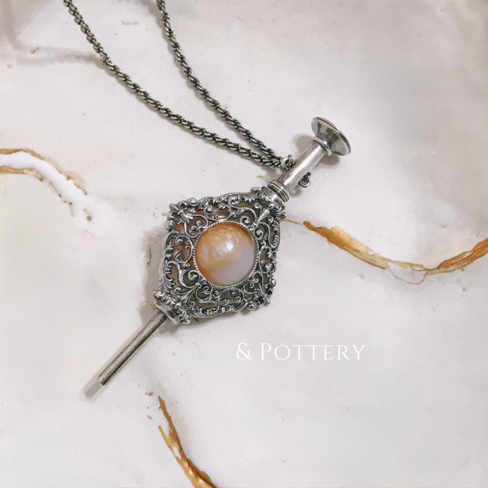 Fantastic Beasts × Noble Collection 葛林戴華德的血盟吊墜項鍊 怪獸與牠們的產地-細節圖2