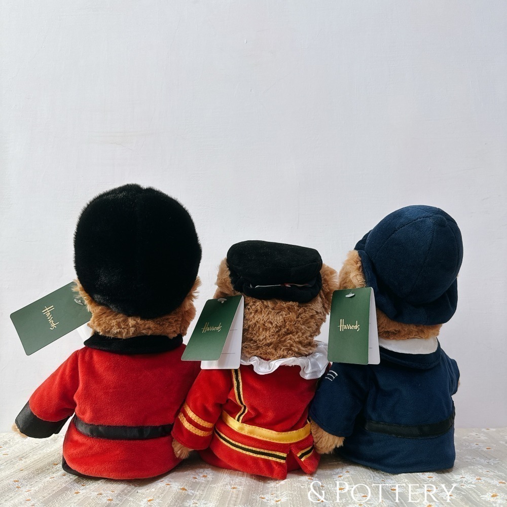 🇬🇧英國 Harrods 哈洛德英倫經典泰迪熊玩偶 衛兵熊、衛士熊、警察熊、吹笛熊、英國國旗熊 絨毛娃娃-細節圖4