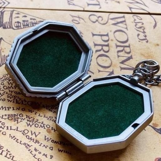 Harry Potter × Noble Collection 史萊哲林的小金匣 掛墜盒 項鍊 墜飾盒 哈利波特周邊-細節圖2