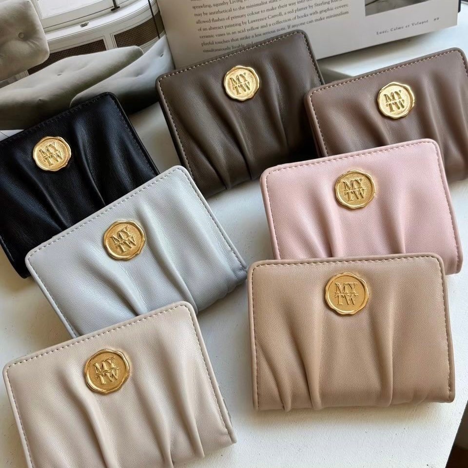 🇯🇵日本 my twilight 金屬火漆封蠟標誌褶皺雙折皮革短夾 皮夾 錢包 小眾品牌♡不撞款~-細節圖2