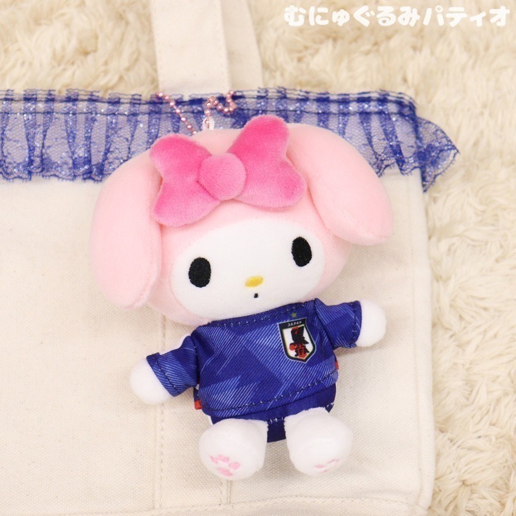 🇯🇵日本國家女子足球隊 × Sanrio 三麗鷗聯名球衣玩偶 吊飾娃娃 大耳狗 布丁狗 美樂蒂 酷洛米 日本女足-細節圖8
