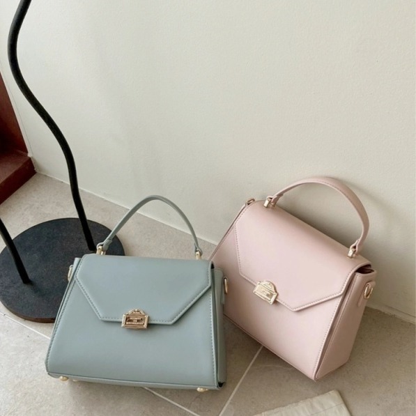 🇯🇵日本 my twilight 浪漫巴黎金屬扣式梯形肩背包｜手提/側背/斜背包 小眾品牌♡不撞款~-細節圖8