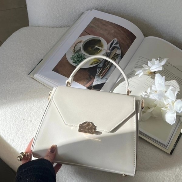 白（white）ホワイト