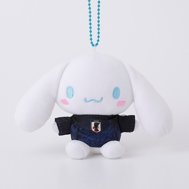 🇯🇵日本國家足球隊 × Sanrio 三麗鷗聯名球衣玩偶 吊飾娃 凱蒂貓 大耳狗 布丁狗 美樂蒂 酷洛米 漢頓 企鵝-規格圖6