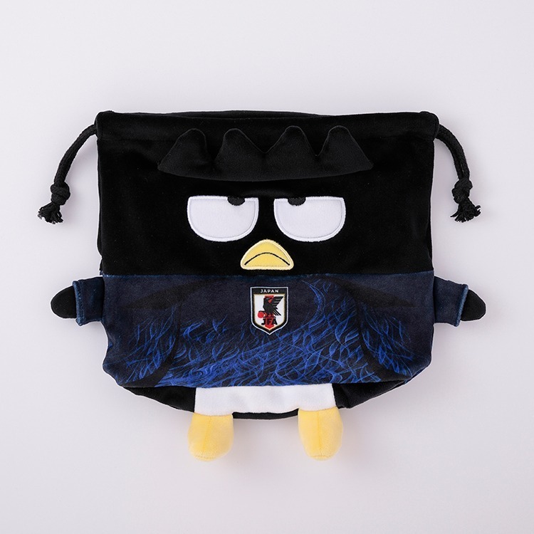 🇯🇵日本國家足球隊 × Sanrio 三麗鷗聯名球衣坐姿造型束口袋 Kitty 大耳狗 布丁狗 美樂蒂 酷洛米 漢頓-規格圖6