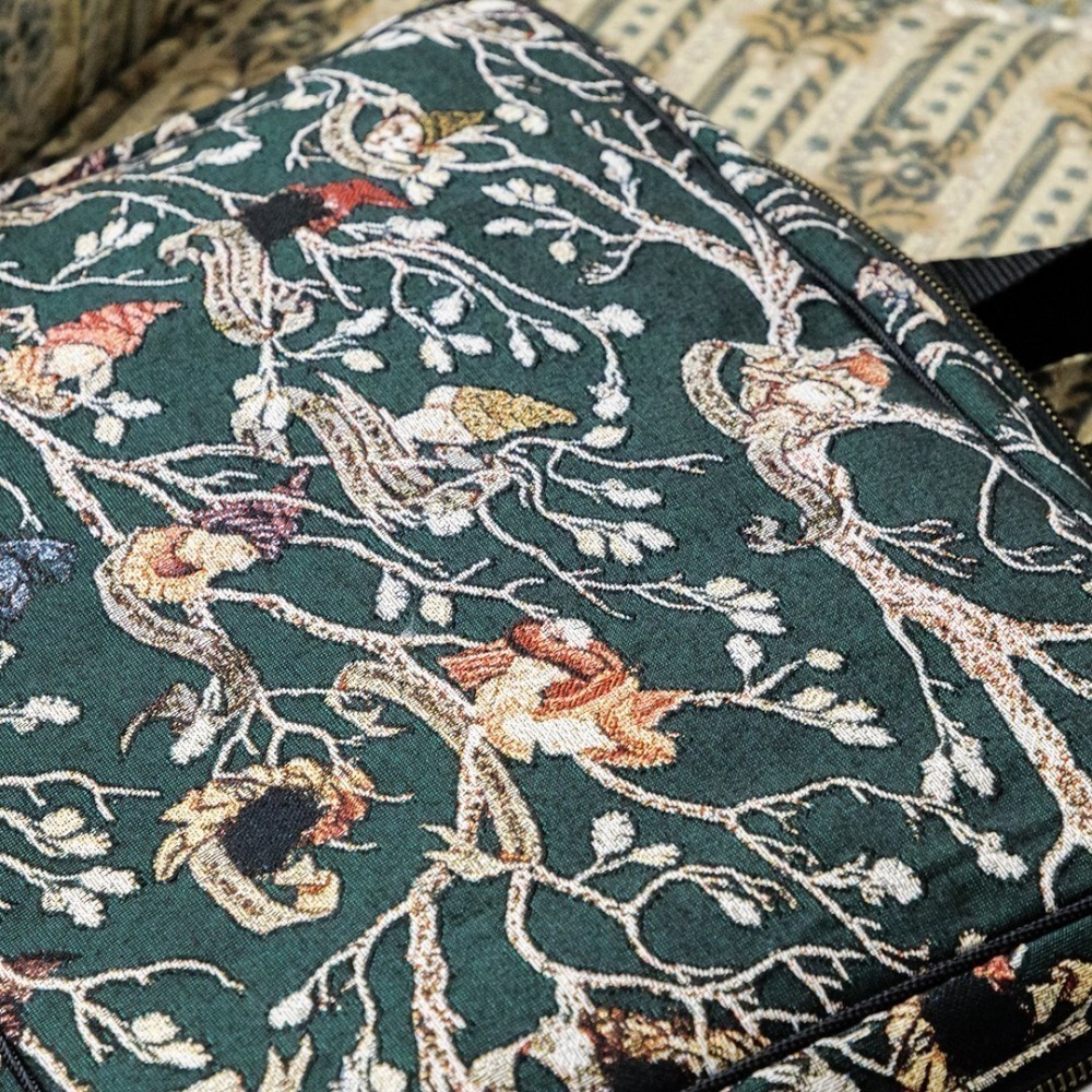 🇯🇵日本 Mahou Dokoro 限定 哈利波特 布萊克家族樹掛毯筆電收納包 手提包 筆電包 電腦包-細節圖4