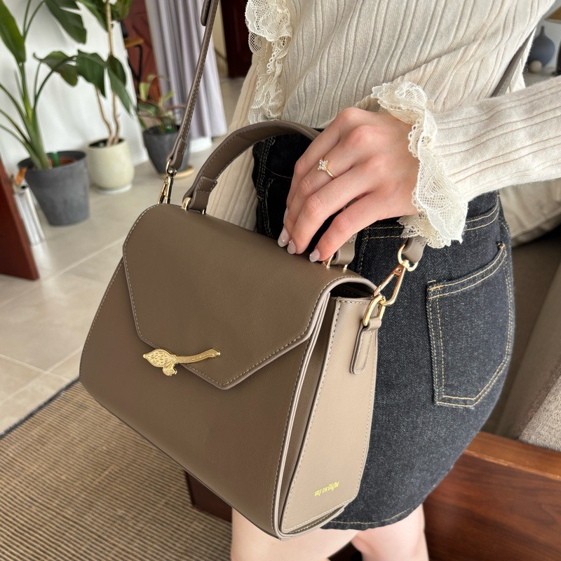 Harry Potter × my twilight 魔法掃帚金屬扣式梯形肩背包｜手提/側背/斜背包 哈利波特周邊-細節圖8