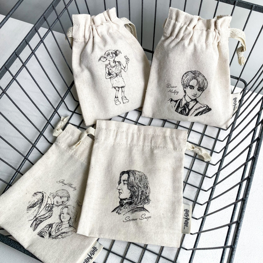 Harry Potter × Flapper 哈利波特素描手繪風棉質束口袋/抽繩包 怪獸與牠們的產地 玻璃獸 貓頭鷹-細節圖10