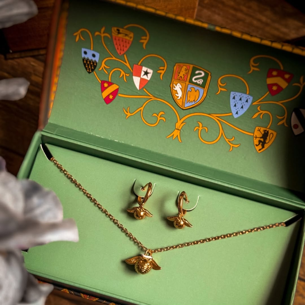 🇬🇧英國 哈利波特 魁地奇金探子項鍊+耳環收藏禮盒 Harry Potter-細節圖2