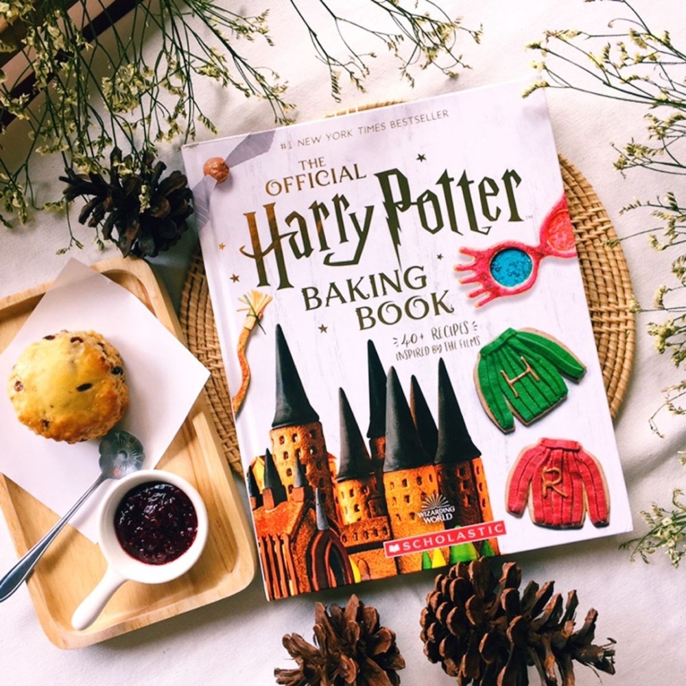📔哈利波特 官方魔法烘培食譜【英文版】精裝書 Harry Potter BakingBook Cookbook-細節圖2