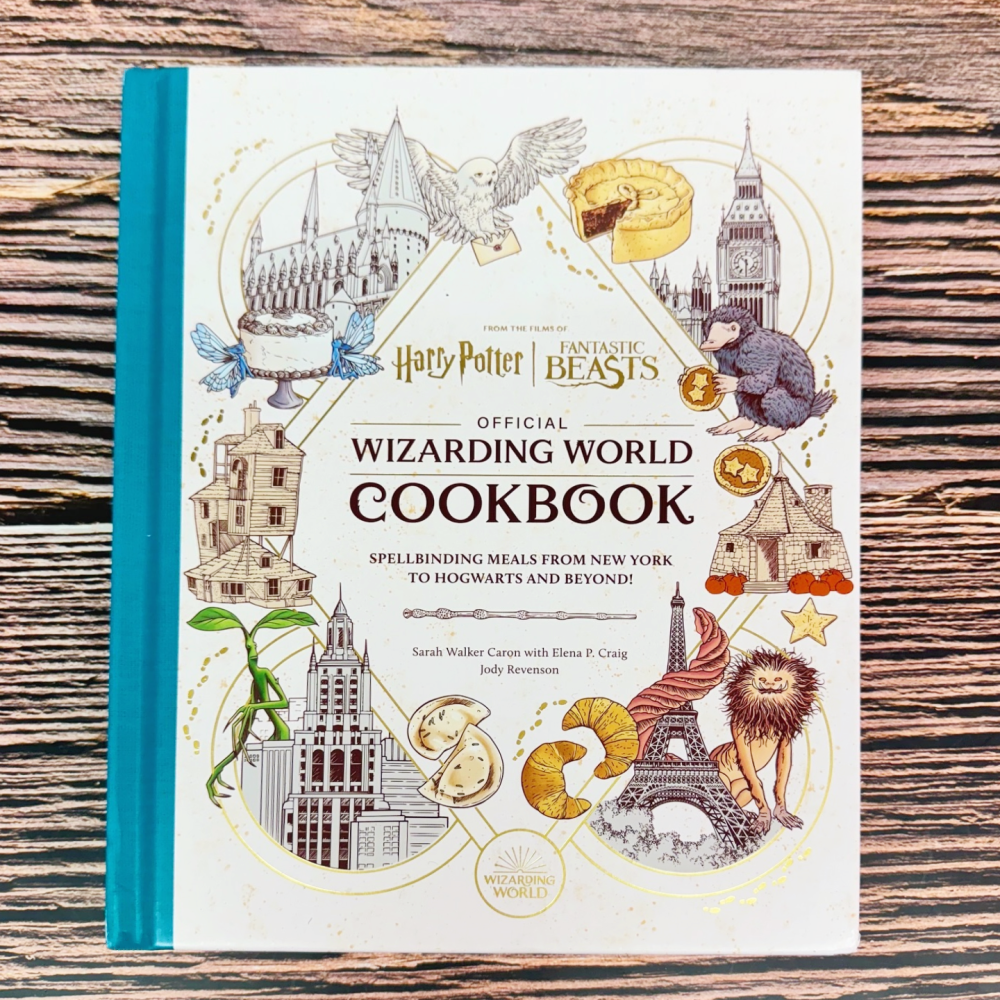 📔哈利波特＆怪獸與牠們的產地 官方食譜【英文版】精裝書 Wizarding World Cookbook