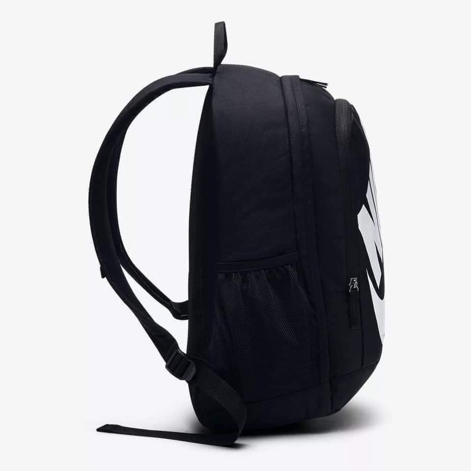 NIKE 大LOGO 黑白 學生後背包 休閒運動包 定價1450-細節圖7