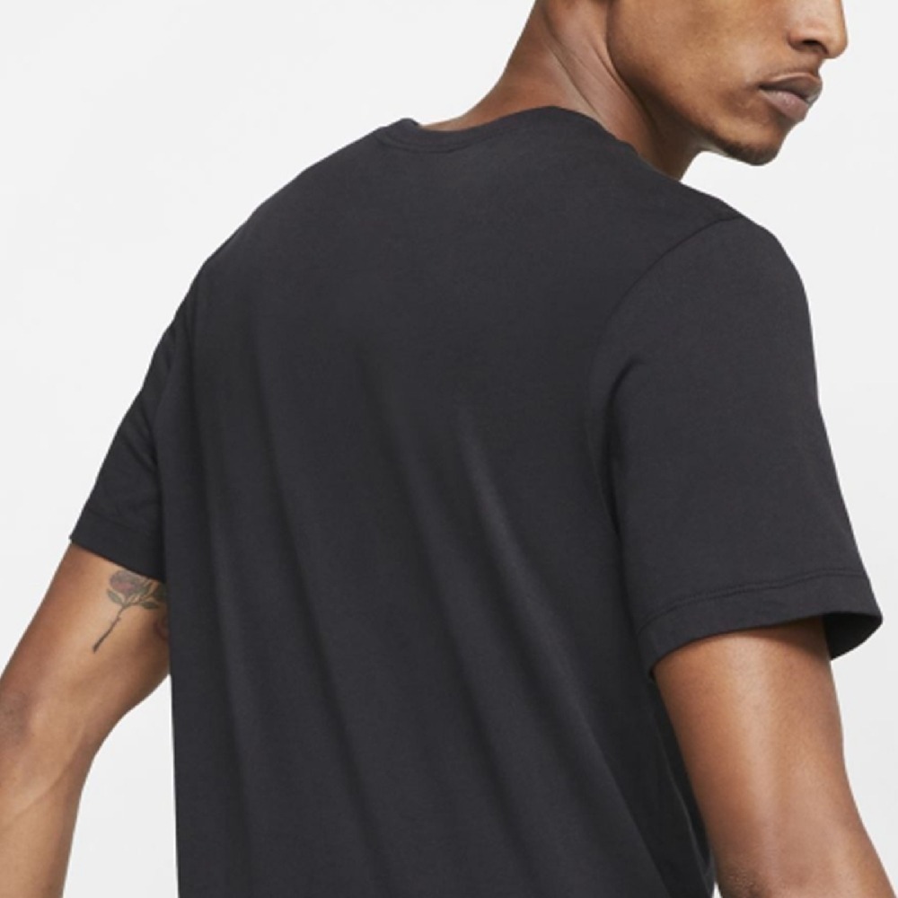 男子 NIKE AS M NSW CLUB TEE 黑色 基本款 刺繡小LOGO 短棉T-細節圖4