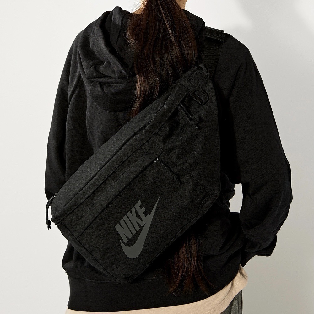 NIKE TECH HIP PACK 黑色 大腰包 LOGO 大容量 腰包-細節圖11