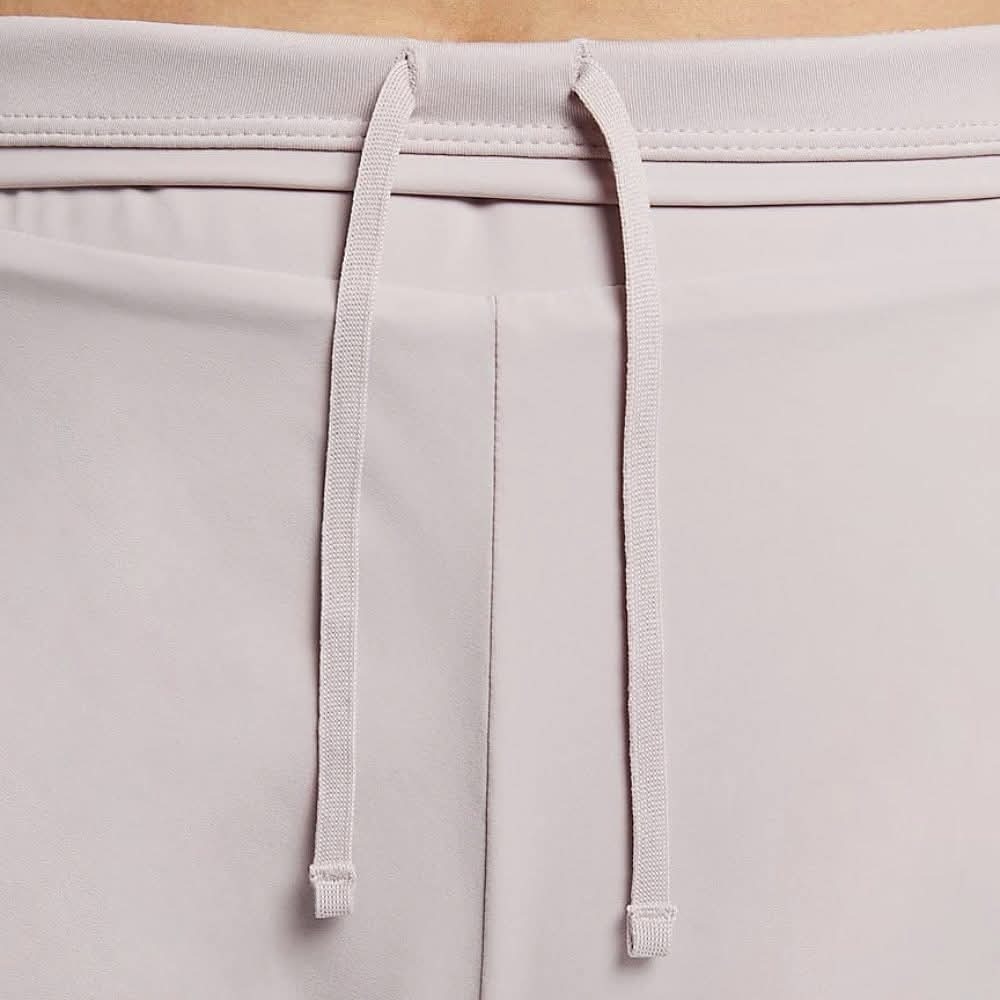 女款 NIKE AS W NK BLISS DF HR 3IN BR SRT 反光LOGO 吸濕排汗 慢跑訓練短褲-細節圖3