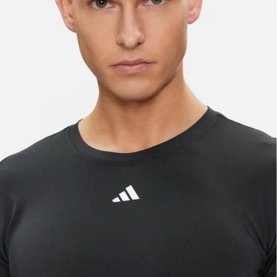 男子 ADIDAS TECHFIT 黑色 吸濕排汗 訓練 短袖緊身上衣 定價1090-細節圖4