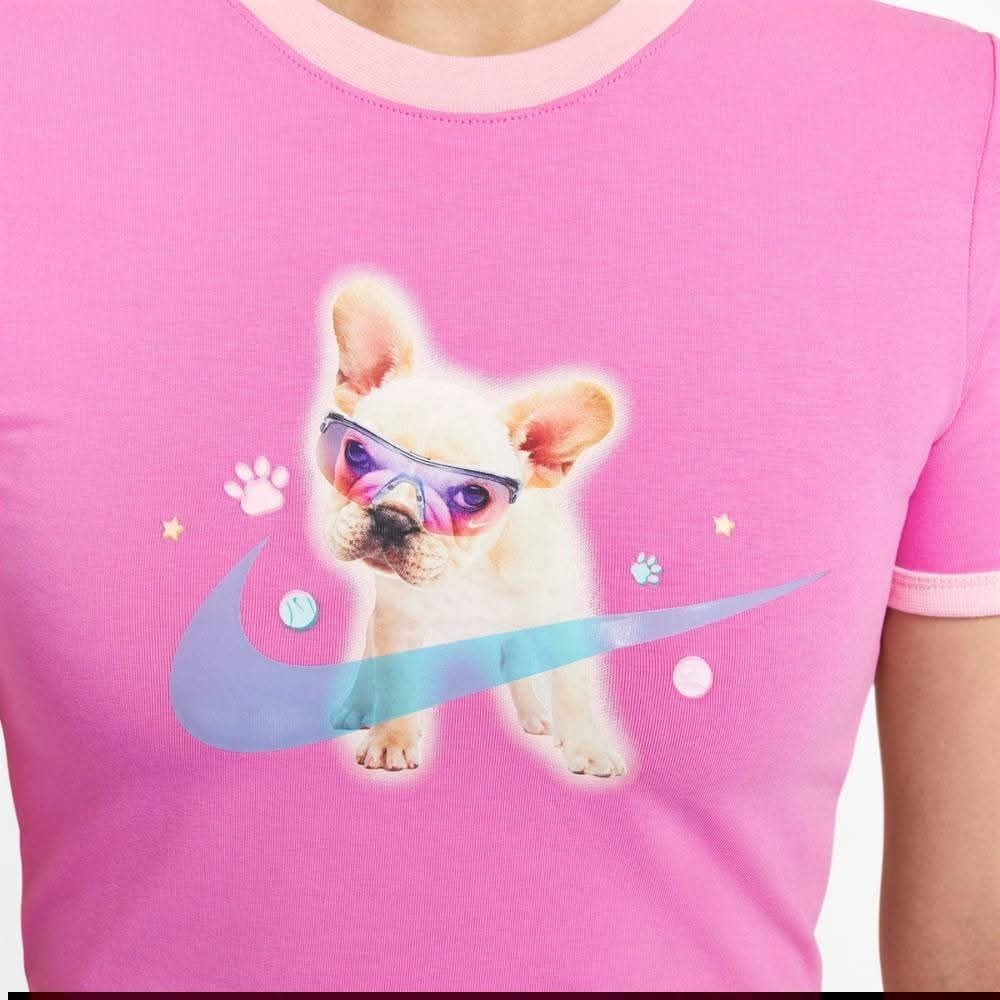 女款 Nike Sportswear 合身短版T恤 定價1580-細節圖7