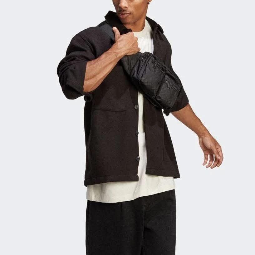 男子 Adidas Lounge 米色 中磅數 休閒 素T 短袖上衣 定價1290-細節圖6