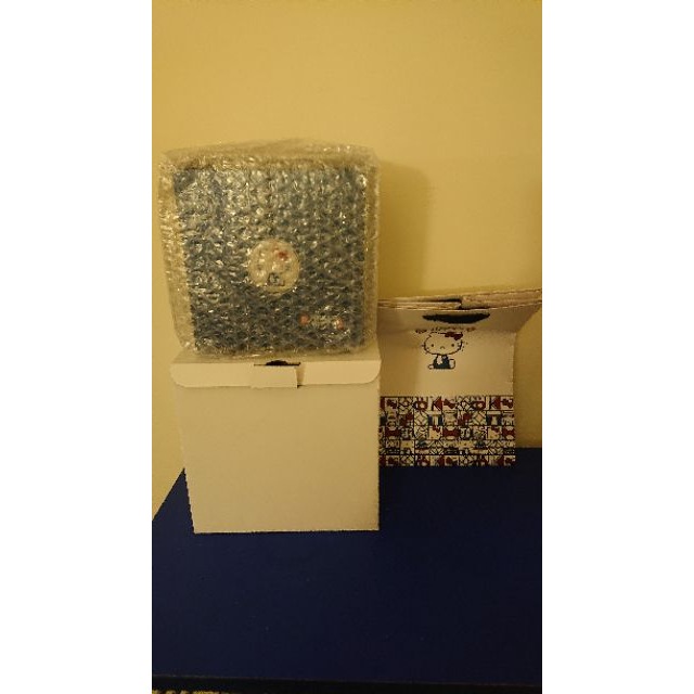 限量 Hello Kitty 嬉遊故宮《繡花閣》一卡通精裝套組-細節圖3