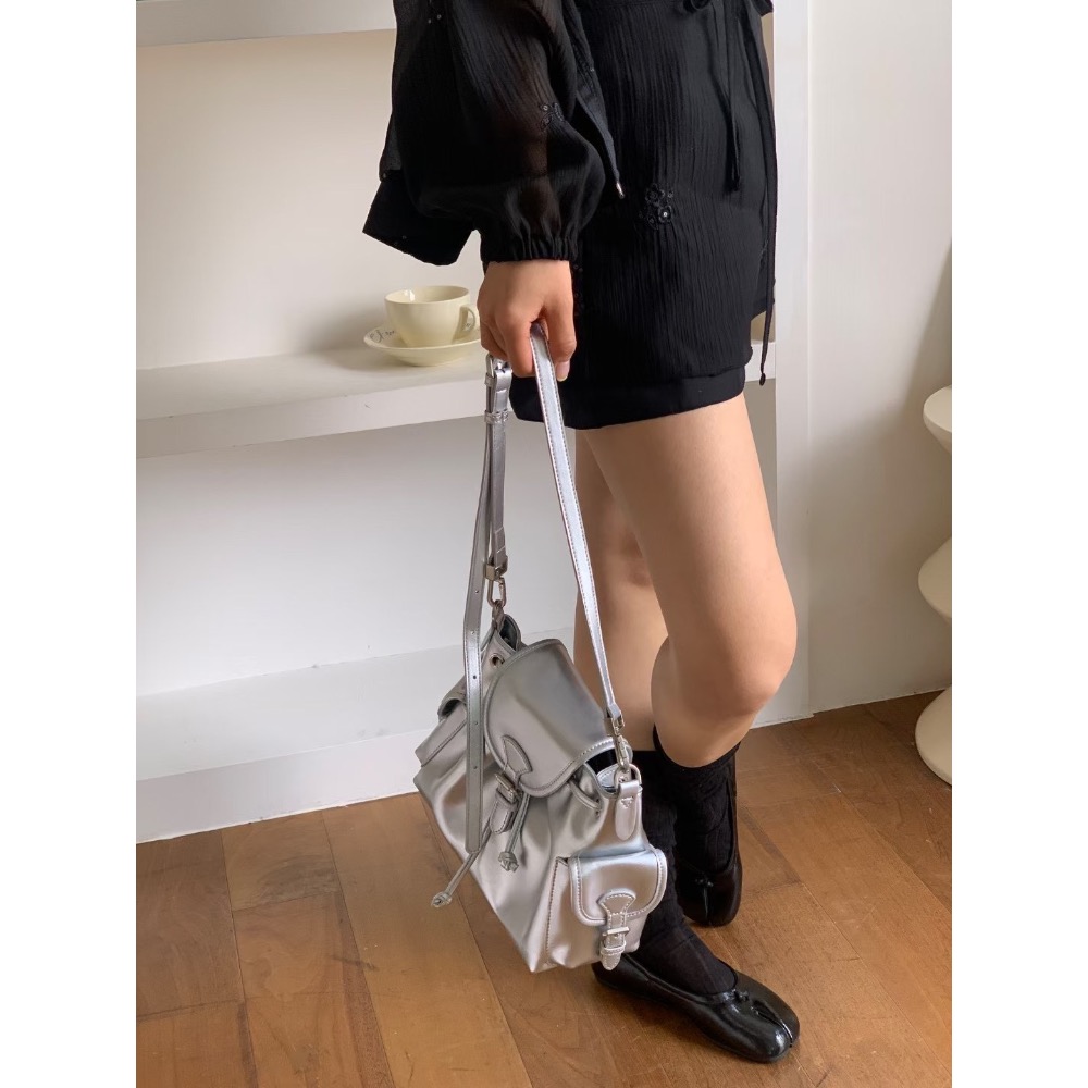 Zhu🇰🇷 韓國小眾品牌LEONIE雙肩牛皮拉升兩用背包-細節圖4