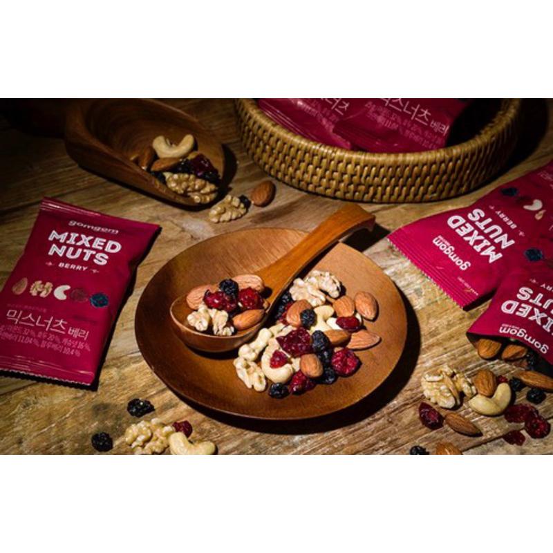 ［粉是愛吃］免運 韓國gomgom 綜合堅果莓果乾禮盒25g 30包-細節圖2