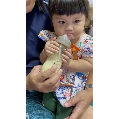 豆腐媽 升級版 奶瓶吸管 防噴 雙層防噴 寬口奶瓶🍼 可喝水 可泡奶 升級 學習吸管 坐著喝奶-細節圖3