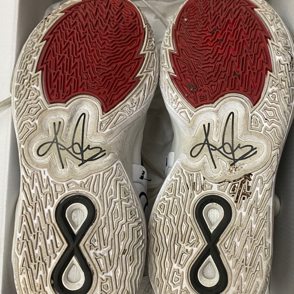 ￼Nike Kyrie 籃球鞋 白 黑 近全新-細節圖6