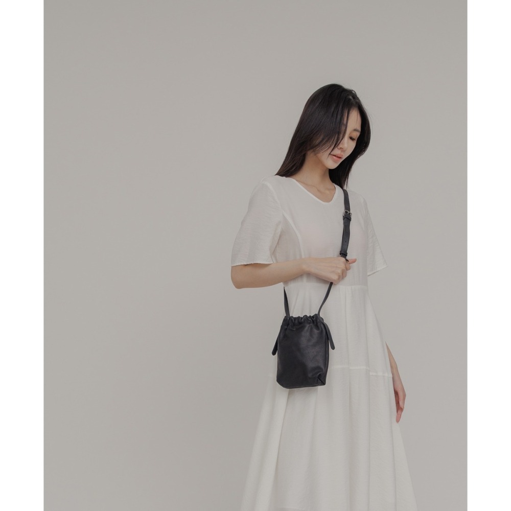 Supportingrole 慵懶俐落正式休閒真皮水桶肩斜背包-細節圖2