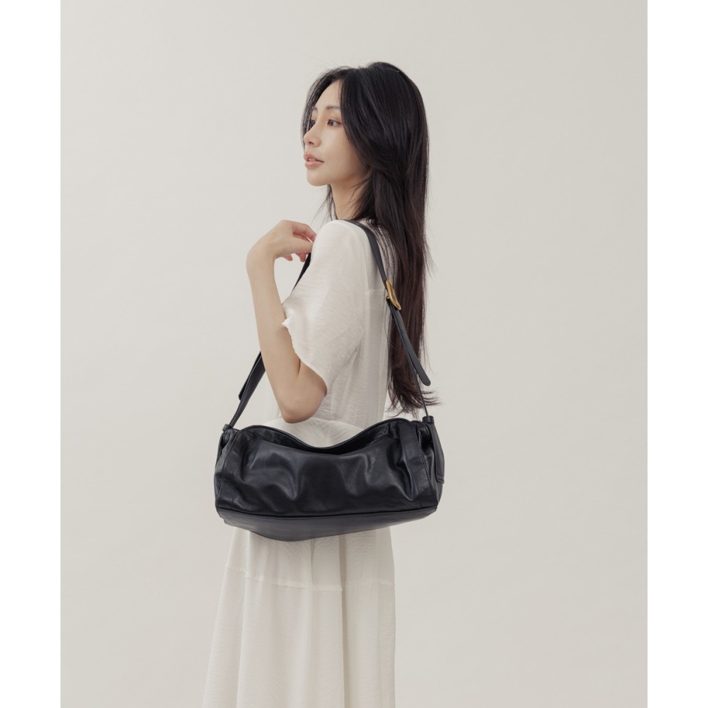 Supportingrole 慵懶格調廓型結構真皮手提肩斜背包 黑-細節圖3