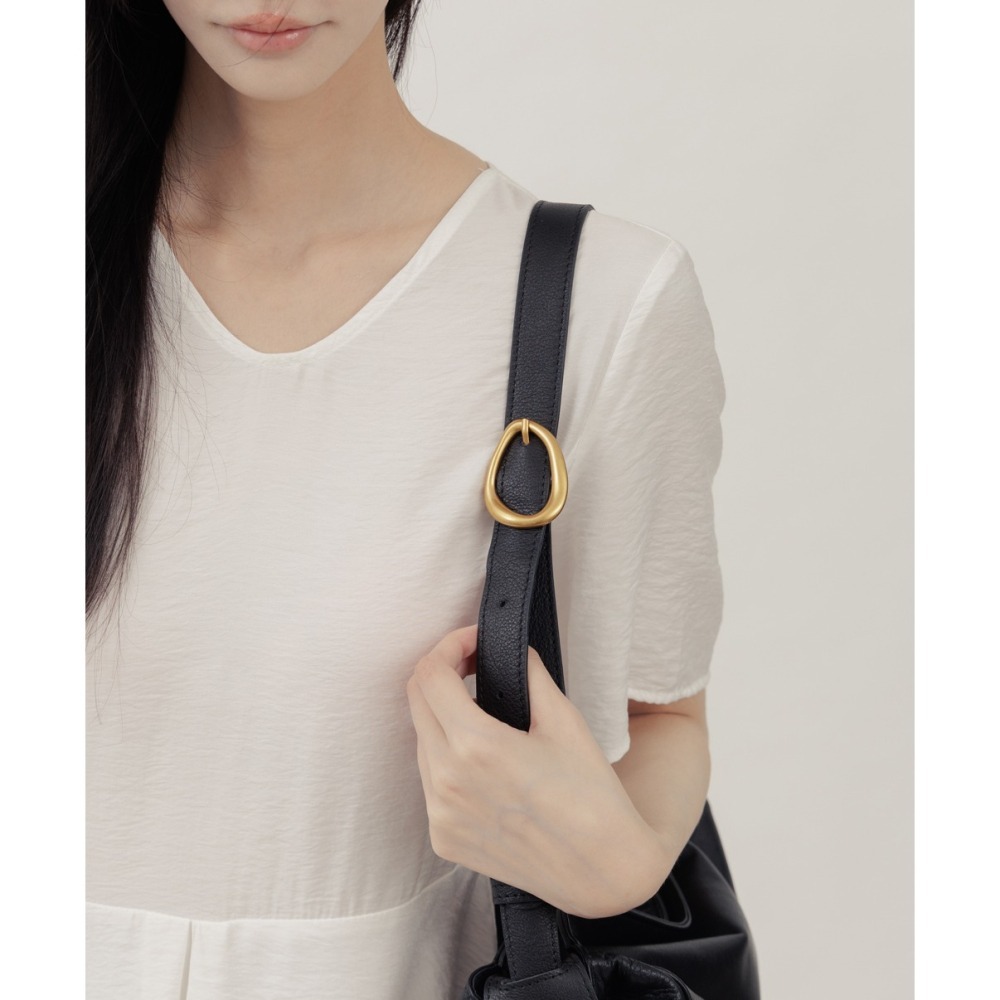 Supportingrole 慵懶格調廓型結構真皮手提肩斜背包 黑-細節圖7