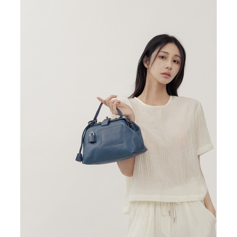 Supportingrole鉚釘鎖頭鑰匙真皮手提肩斜背3用醫生包 灰藍-細節圖2