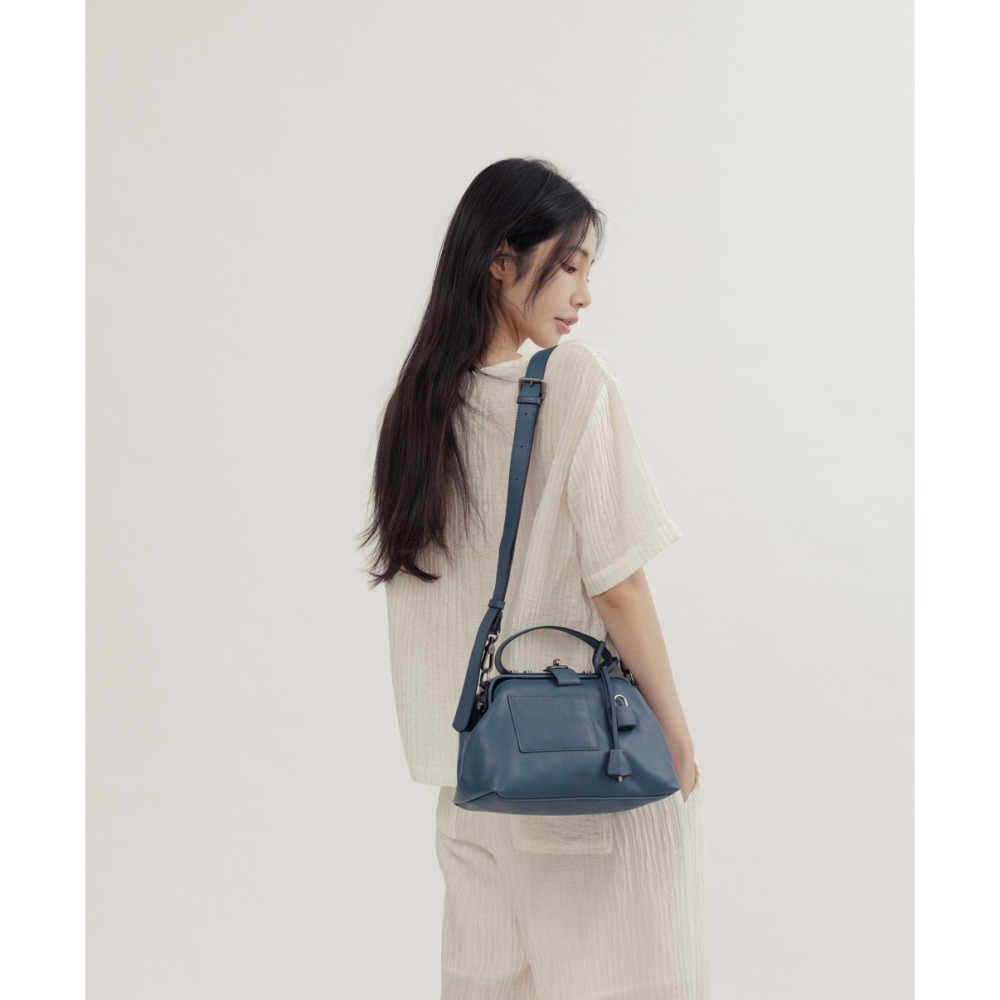 Supportingrole鉚釘鎖頭鑰匙真皮手提肩斜背3用醫生包 灰藍-細節圖5