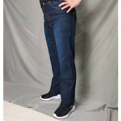 &lt;男飾甄褲&gt; 彈性 微刷白後口袋繡花-深藍色,藍綠色 中高腰直筒牛仔褲 台灣製造 30~41吋 免費修改褲長