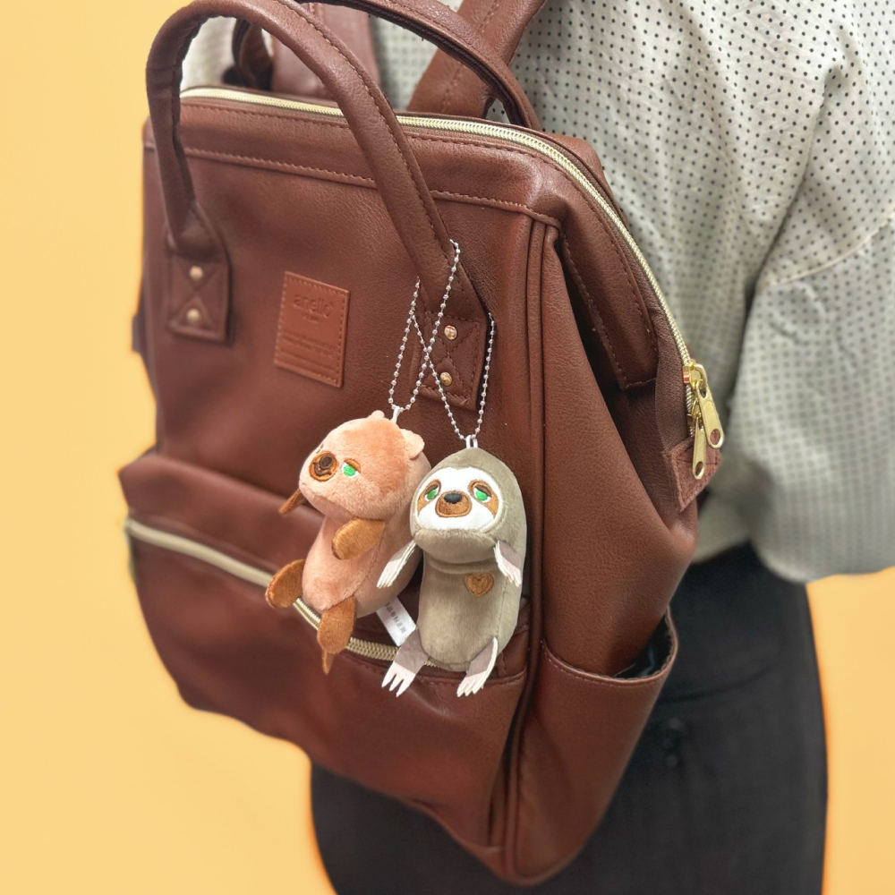 【現貨+預購】Dreams 放空臉駝背娃娃吊飾 坐姿伴偶 矯正坐姿娃娃 伴讀娃娃 ♡萌獸動物園♡-細節圖4